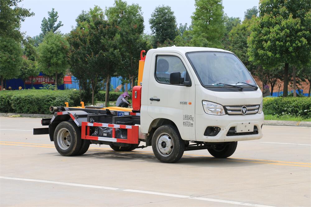 3方勾臂垃圾車(chē)-福田祥菱V1生活垃圾3方勾臂垃圾車(chē)廠家